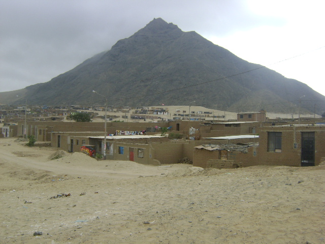 Houses in the shantytown at the north edge of La Esperanza.